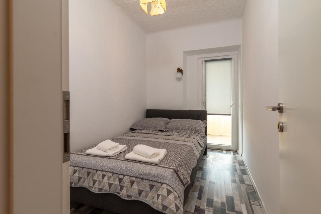Studio Apartman Duje Trogir Buitenkant foto